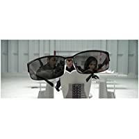 Resident Evil: Afterlife (2010) 8 inch x10 inch Photo Sunglasses PHOTOGRAPH